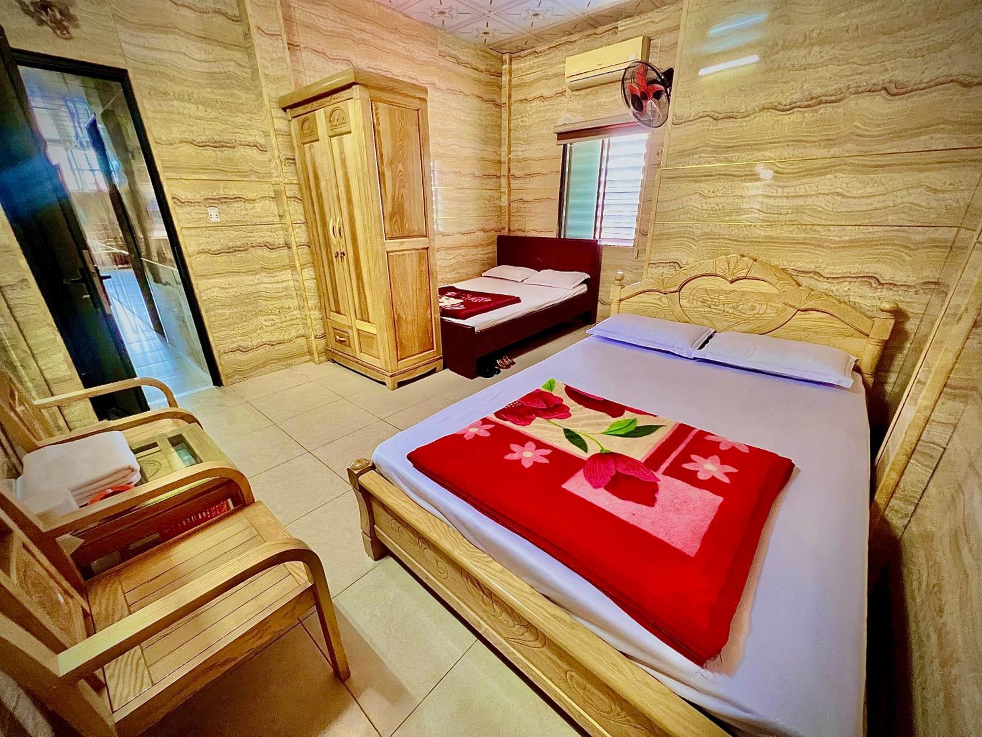 Thanh Thuy Guesthouse ドンハ エクステリア 写真